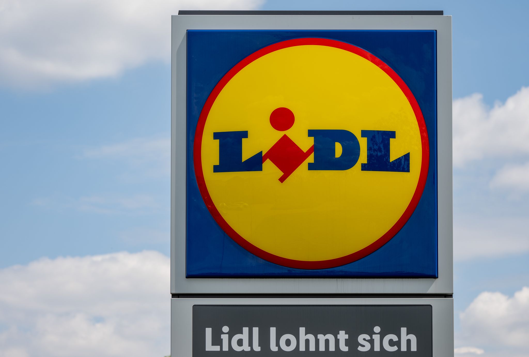 Verbraucherschützer klagen gegen Lidl-App