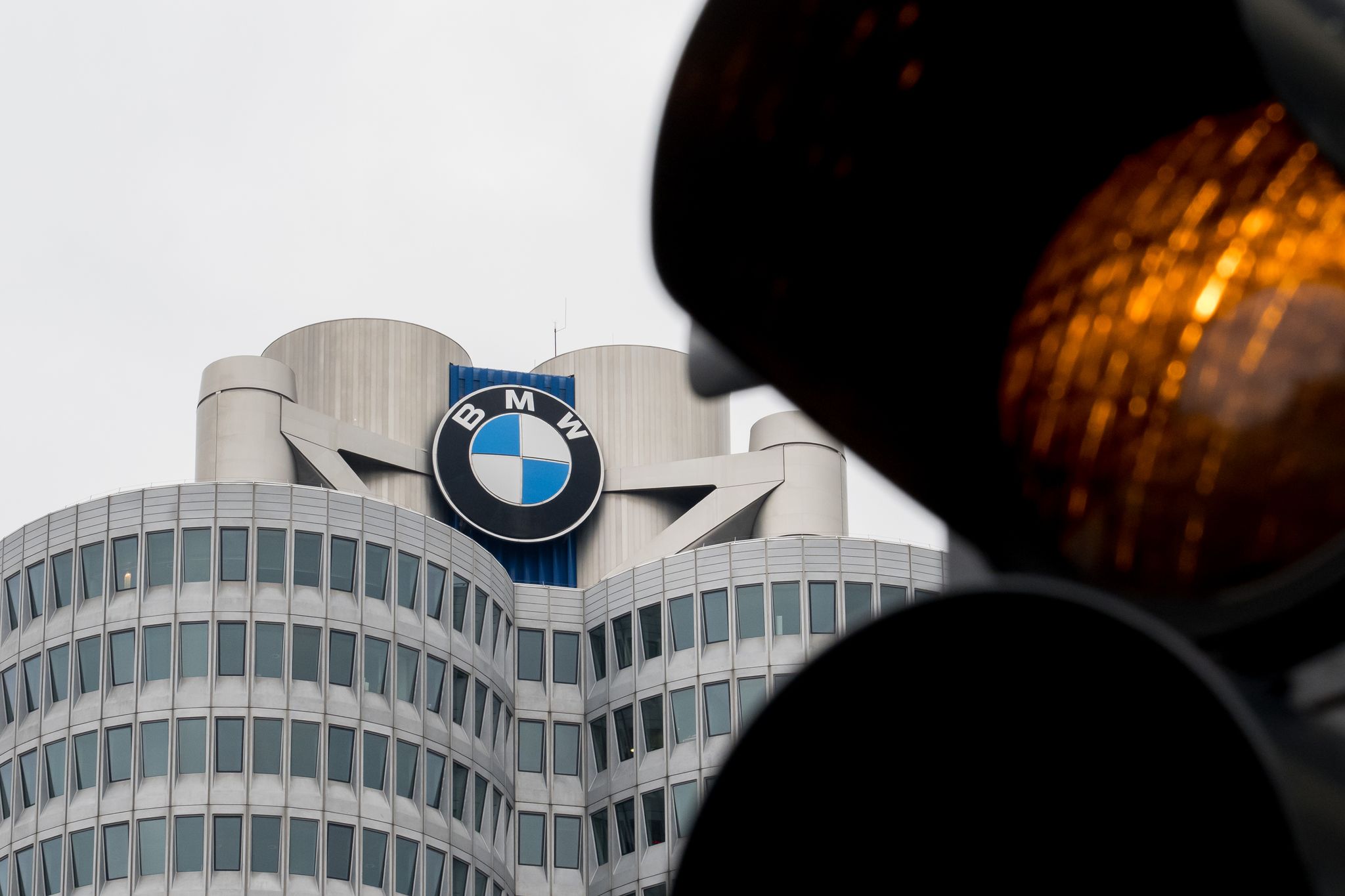 Einbruch in China zieht BMW-Absatz ins Minus