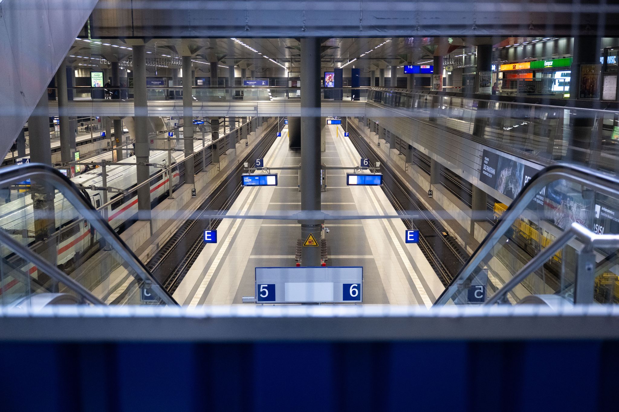 Untere Ebene am Berliner Hauptbahnhof wieder offen
